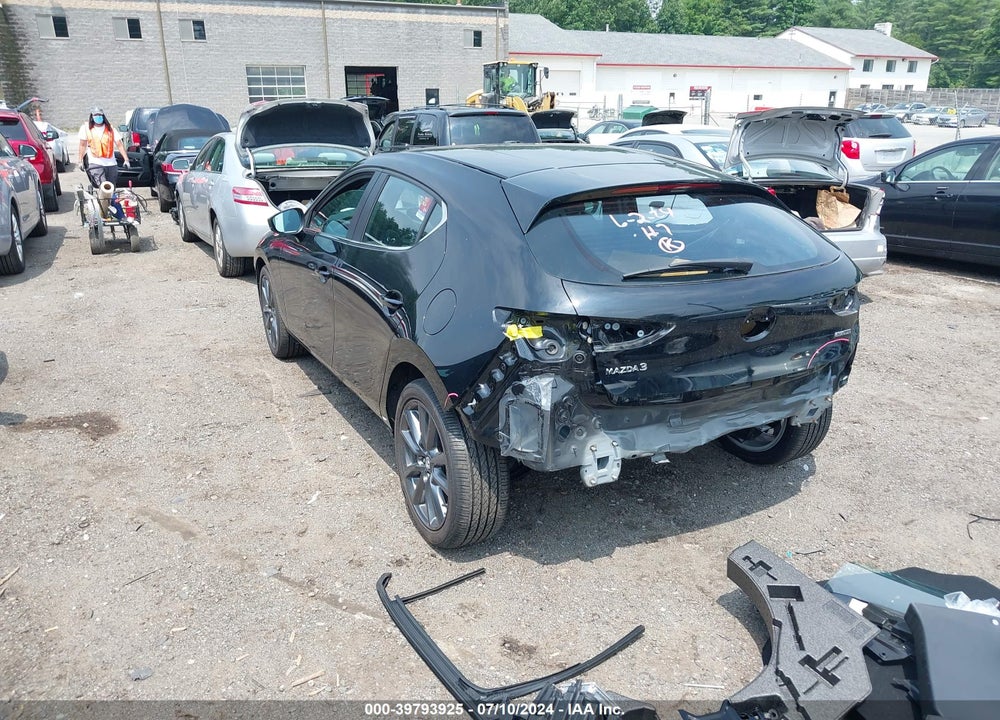 2023 MAZDA 3 2.5 S SELECT VIN: JM1BPAKM1P1617082