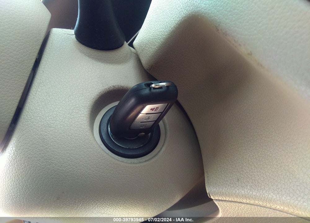 2014 NISSAN ROGUE S VIN: 5N1AT2MV6EC837401