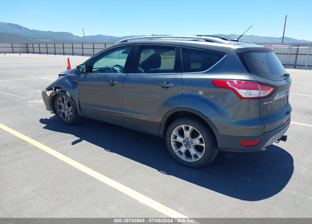 2015 FORD ESCAPE TITANIUM VIN: 1FMCU9J9XFUB76120
