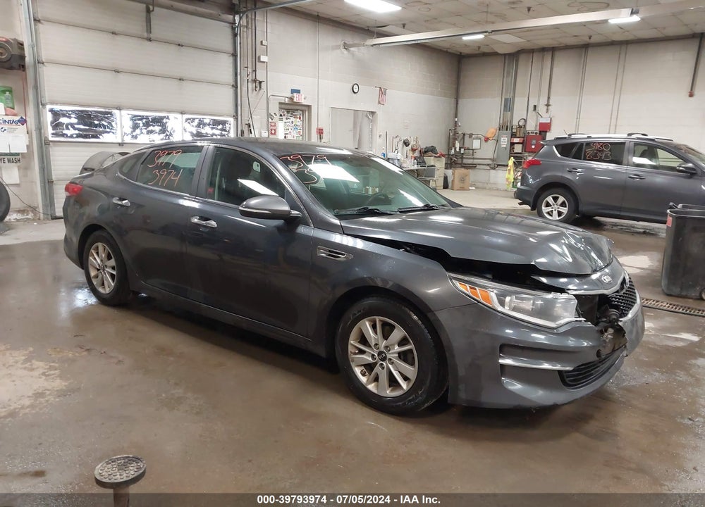 2016 KIA OPTIMA LX VIN: KNAGT4L33G5117102