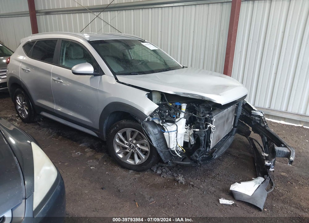 2018 HYUNDAI TUCSON SEL VIN: KM8J33A42JU754375