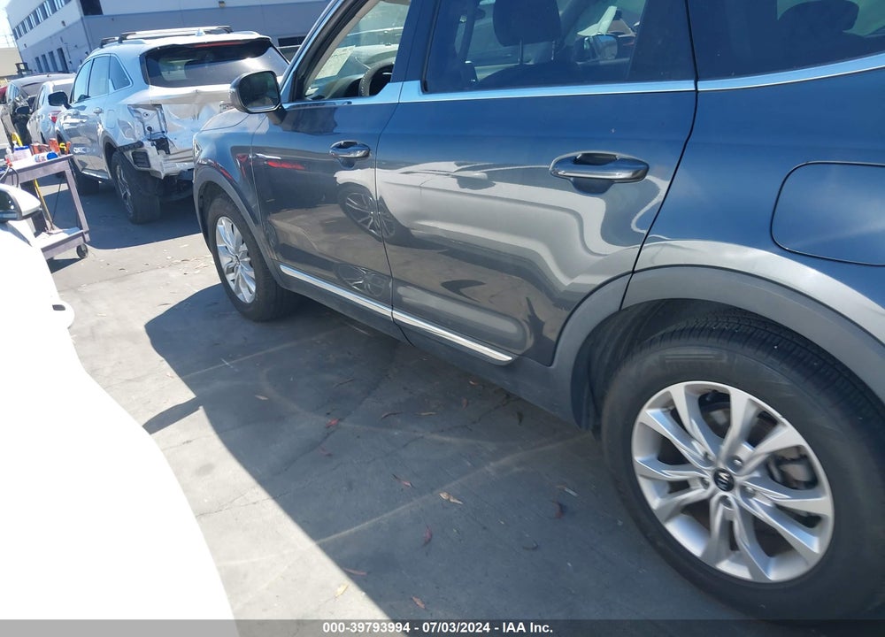 2020 KIA TELLURIDE LX VIN: 5XYP24HC0LG064343
