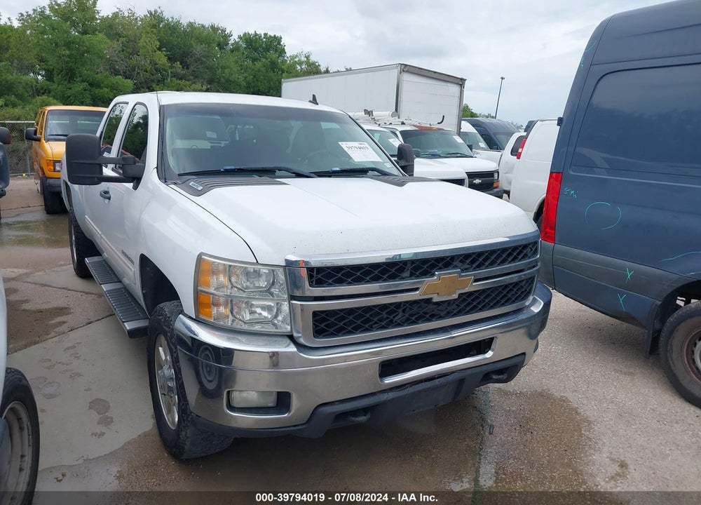 2011 CHEVROLET SILVERADO 2500HD LT VIN: 1GC1KXCG2BF230008