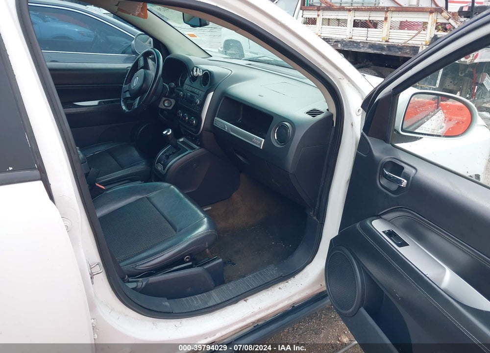 2014 JEEP COMPASS LATITUDE VIN: 1C4NJCEA7ED542041