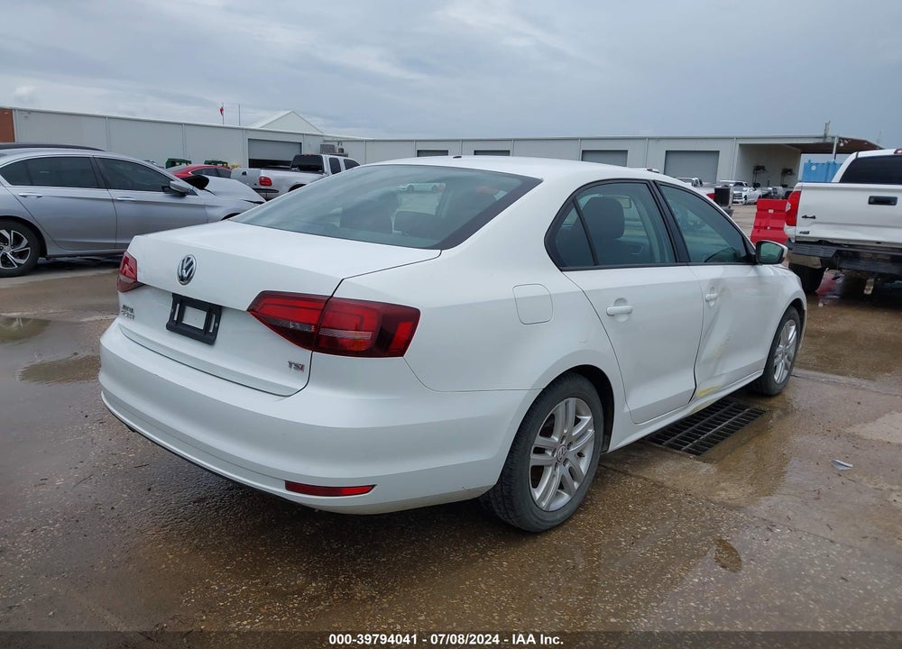 2018 VOLKSWAGEN JETTA 1.4T S VIN: 3VW2B7AJ4JM210910