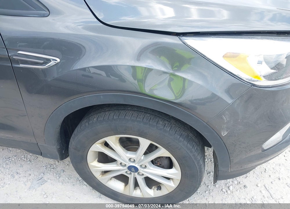 2018 FORD ESCAPE SE VIN: 1FMCU9GD6JUD48292