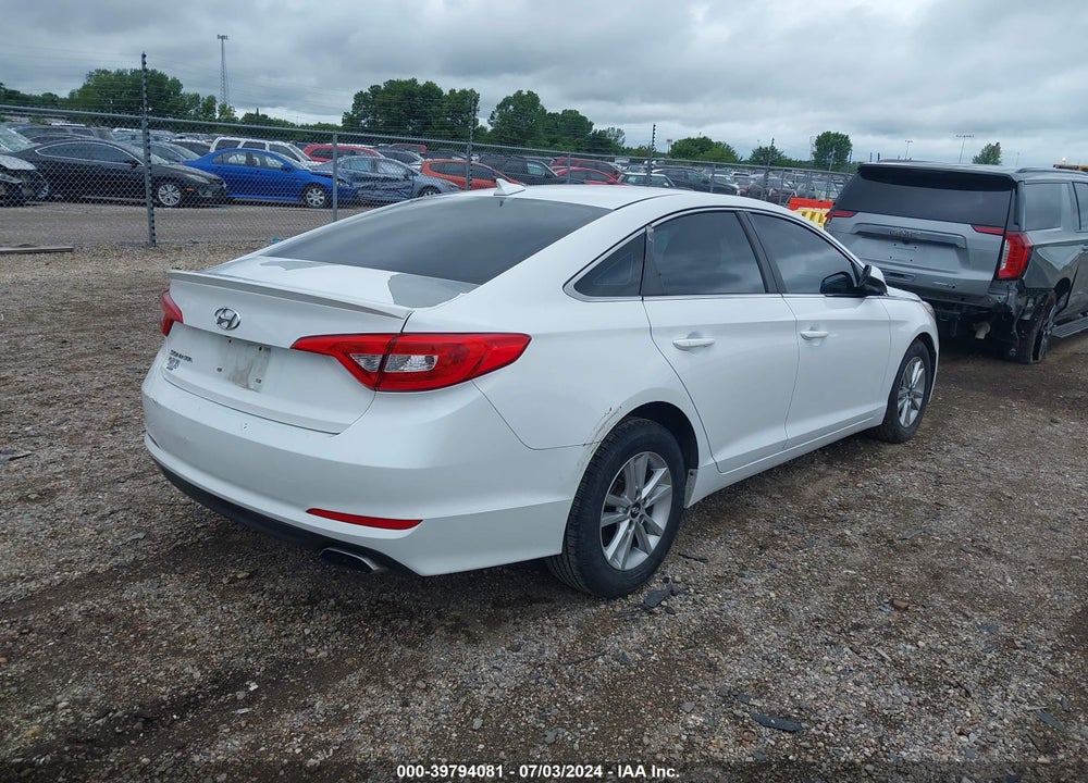 2015 HYUNDAI SONATA SE VIN: 5NPE24AF5FH188424