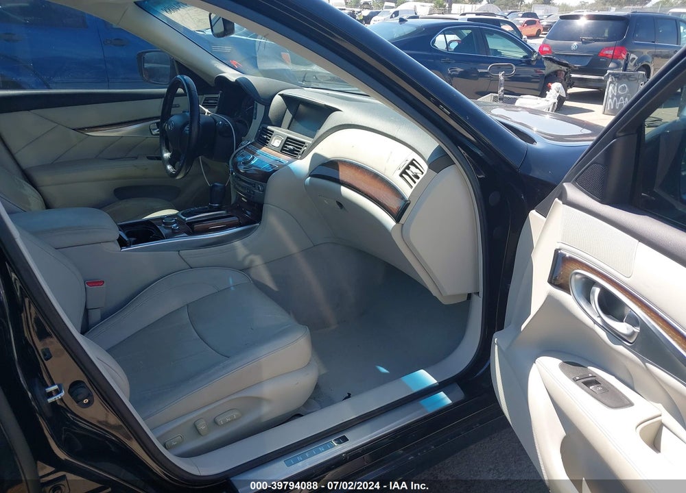 2011 INFINITI M37X VIN: JN1BY1AR7BM375421