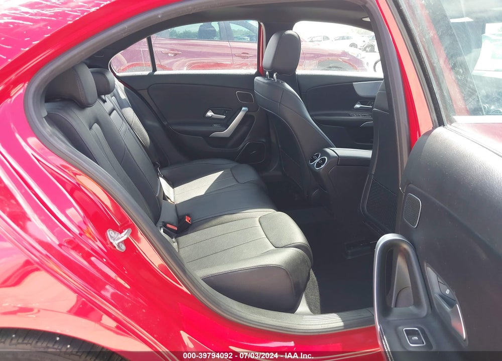 2020 MERCEDES-BENZ A 220 VIN: WDD3G4EB8LW037461