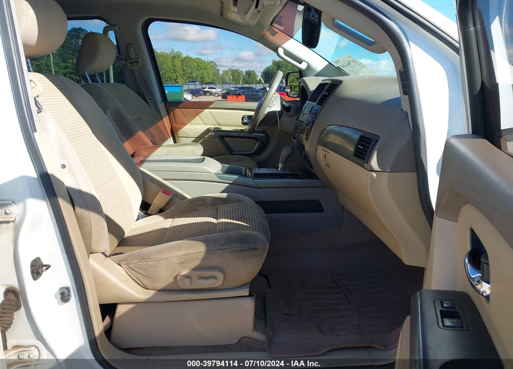 2015 NISSAN ARMADA SV VIN: 5N1BA0ND6FN609733