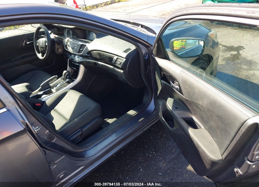 2017 HONDA ACCORD LX VIN: 1HGCR2F38HA009844