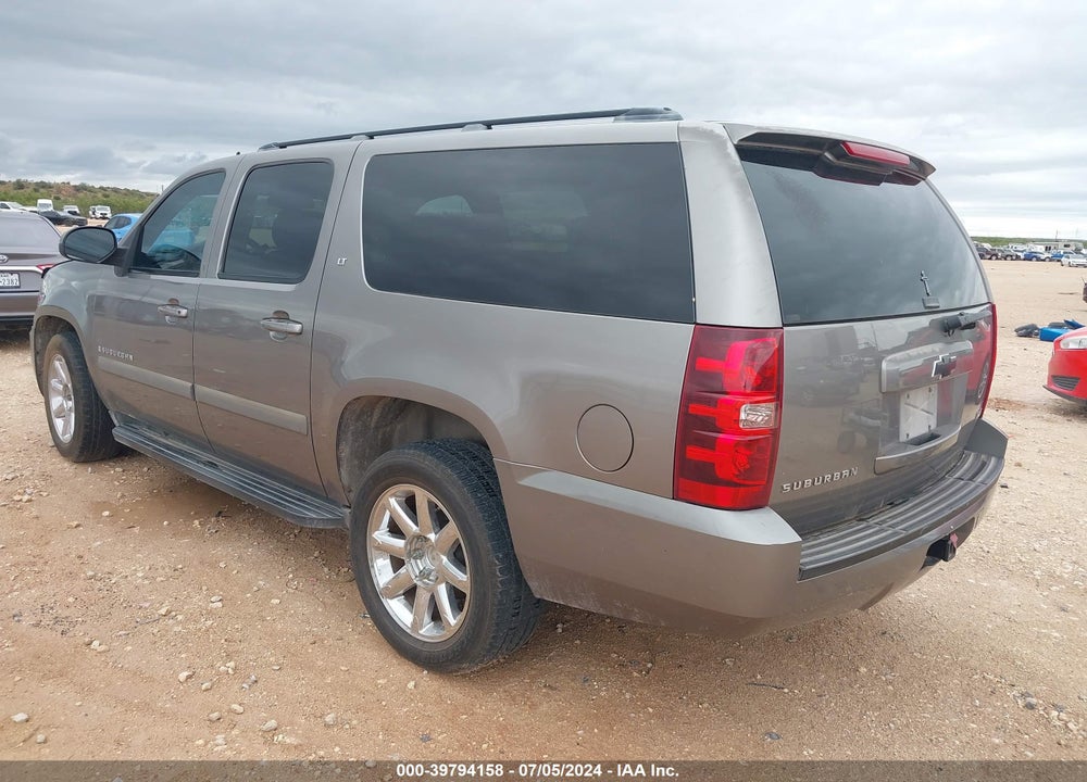 2007 CHEVROLET SUBURBAN 1500 LT VIN: 3GNFC16057G285130