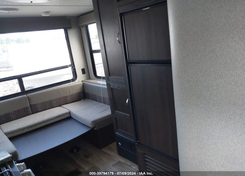 2018 KEYSTONE SUMMERLAND VIN: 4YDT20221J3155711