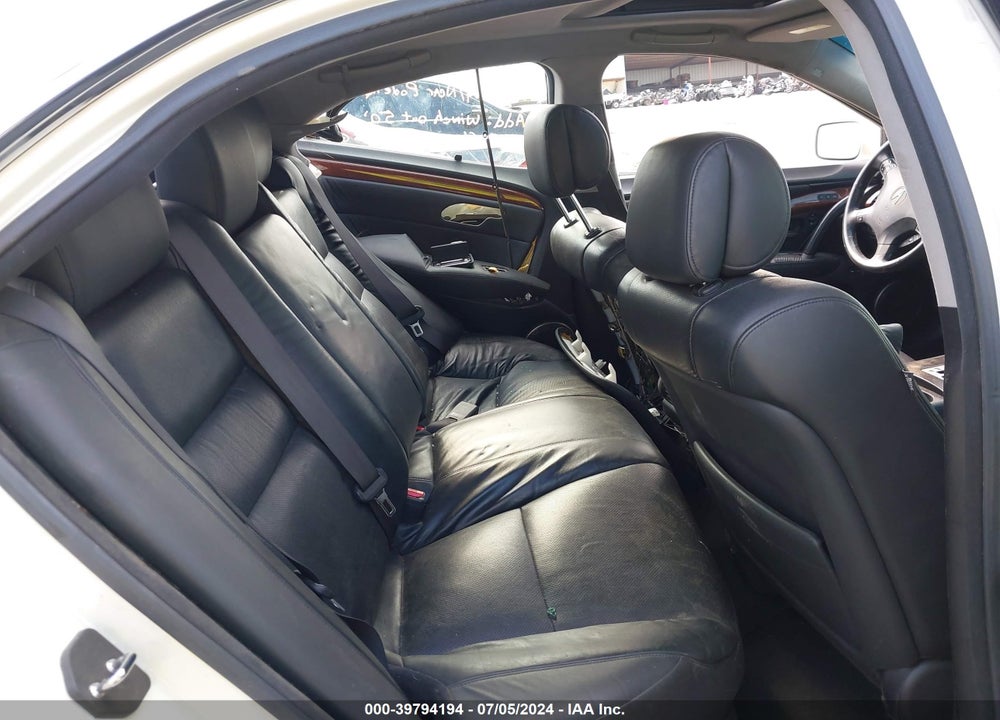 2005 ACURA RL 3.5 VIN: JH4KB16515C007846