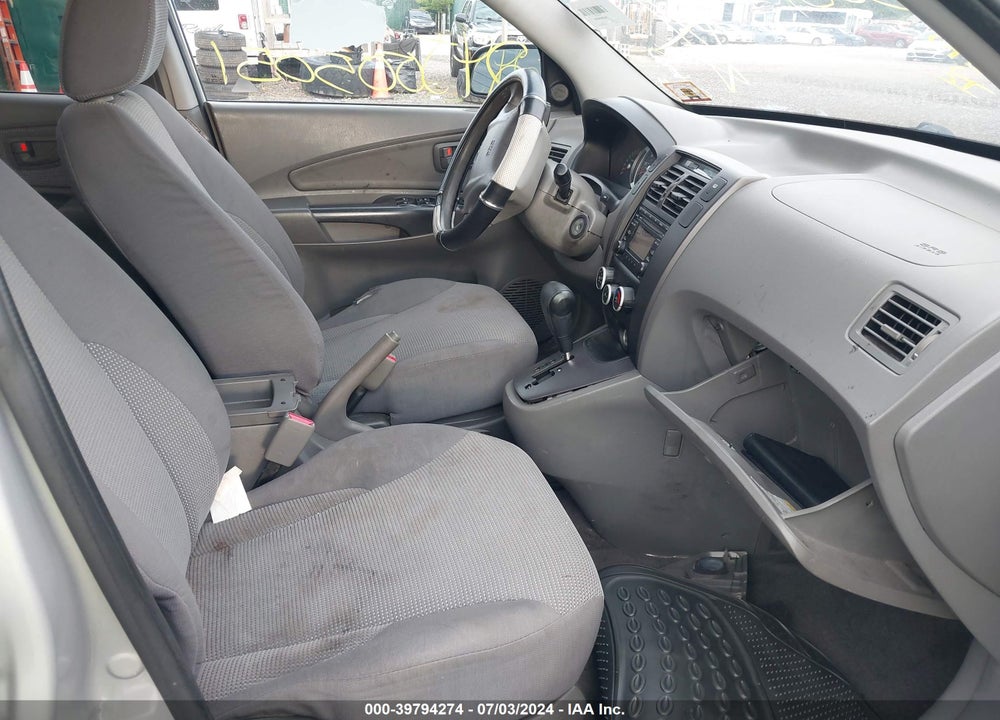 2008 HYUNDAI TUCSON GLS VIN: KM8JM12B98U870181