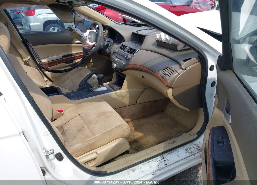 2010 HONDA ACCORD VIN: 1HGCP2F7XAA039636