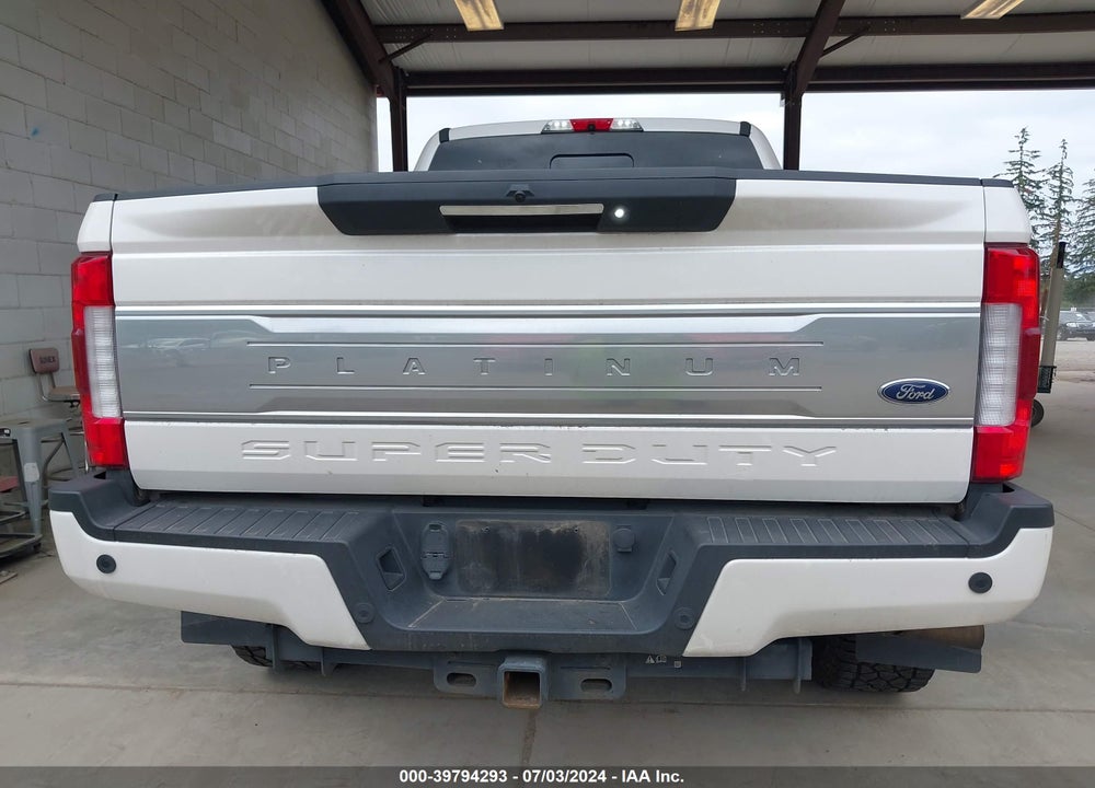 2018 FORD SUPER DUTY F-350 SRW PLATINUM VIN: 1FT8W3BT7JEC02803