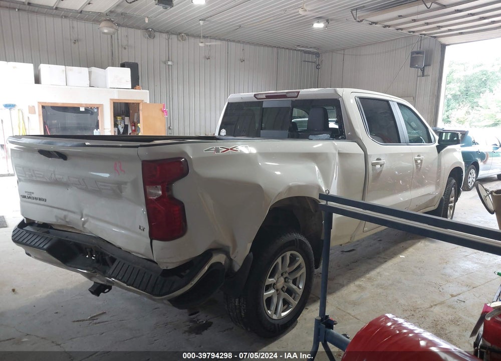 2021 CHEVROLET SILVERADO 1500 4WD STANDARD BED LT VIN: 1GCUYDED2MZ218181