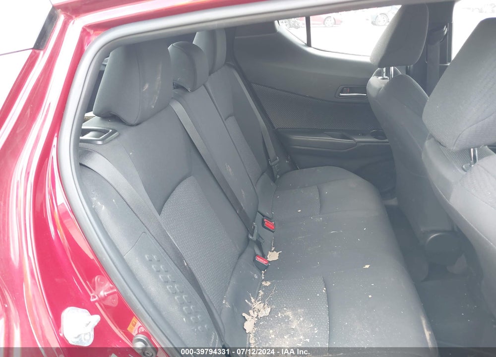 2018 TOYOTA C-HR XLE VIN: NMTKHMBX2JR012098