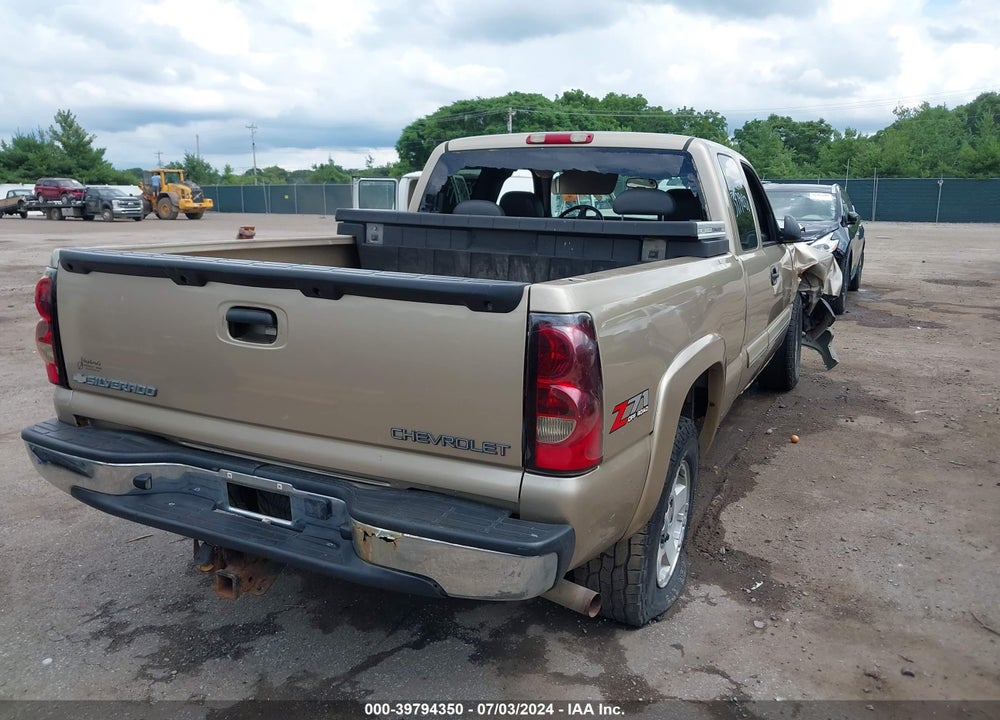 2005 CHEVROLET SILVERADO 1500 LT VIN: 1GCEK19T95E194346