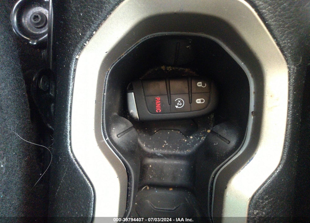 2017 JEEP RENEGADE LATITUDE FWD VIN: ZACCJABB1HPF73722
