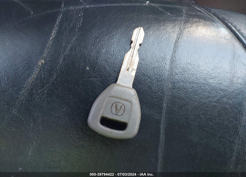 1999 ACURA TL 3.2 VIN: 19UUA5651XA018978