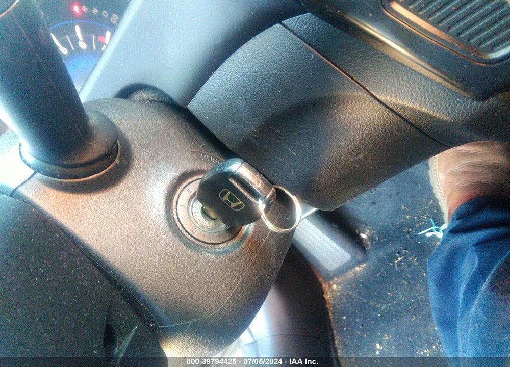2013 HONDA CIVIC LX VIN: 2HGFB2F51DH524103