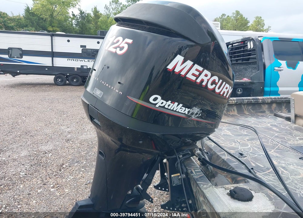 2014 EXPRESS BASSBOAT VIN: XCL02380K314