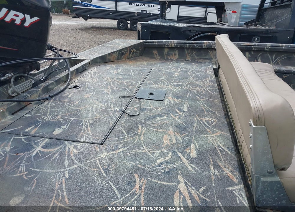 2014 EXPRESS BASSBOAT VIN: XCL02380K314