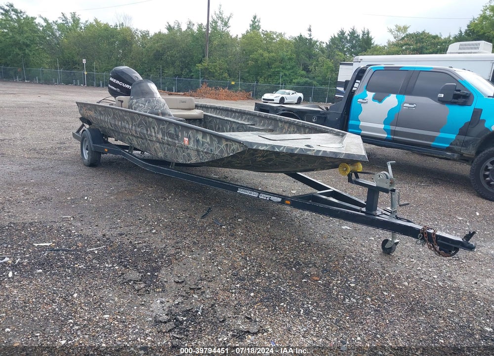 2014 EXPRESS BASSBOAT VIN: XCL02380K314
