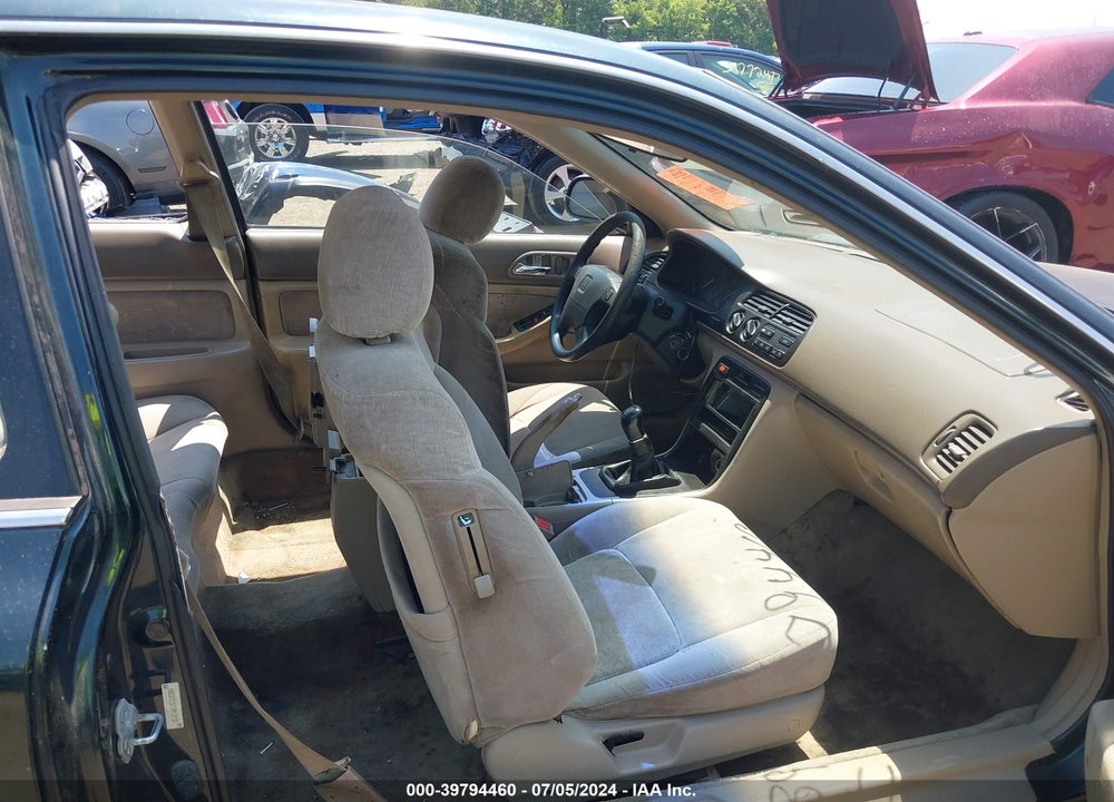 1996 HONDA ACCORD EX/EX-R VIN: 1HGCD7153TA012972
