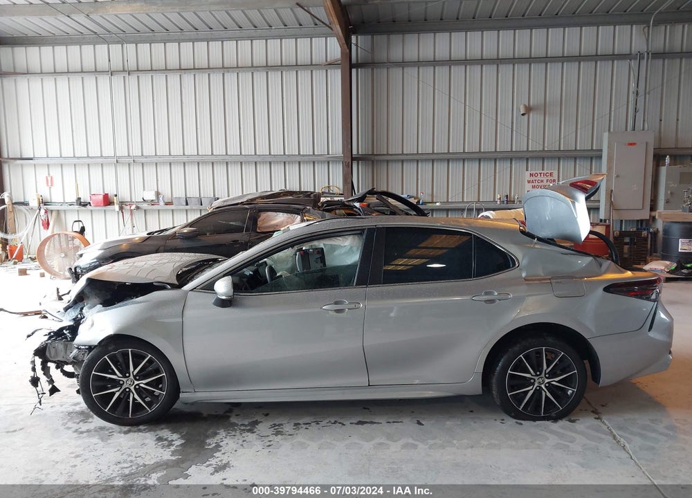 2024 TOYOTA CAMRY SE NIGHT SHADE/SE VIN: 4T1G11AK3RU908798