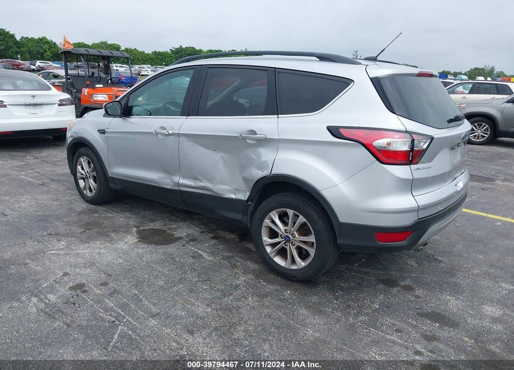 2018 FORD ESCAPE VIN: 1FMCU0GD8JUC18414