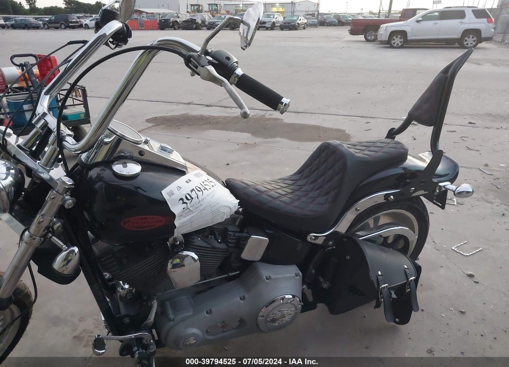 2006 HARLEY-DAVIDSON FXSTI VIN: 1HD1BVB106Y051699