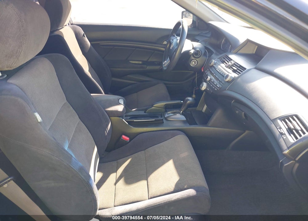 2009 HONDA ACCORD 2.4 LX-S VIN: 1HGCS12369A003966