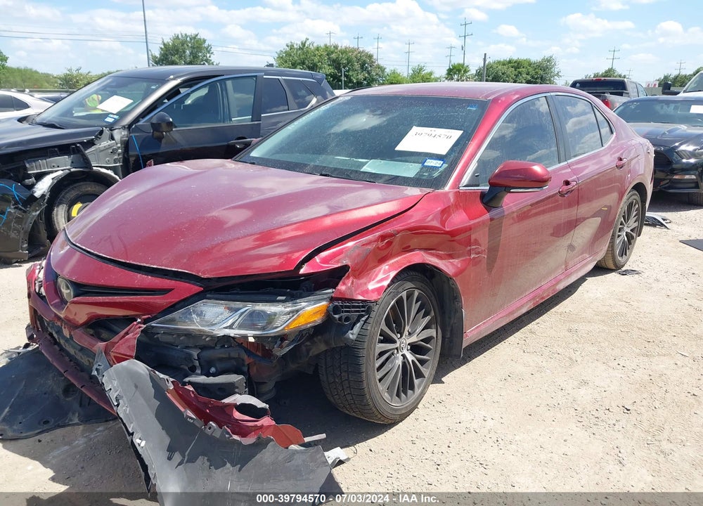 2018 TOYOTA CAMRY SE VIN: 4T1B11HK2JU646695