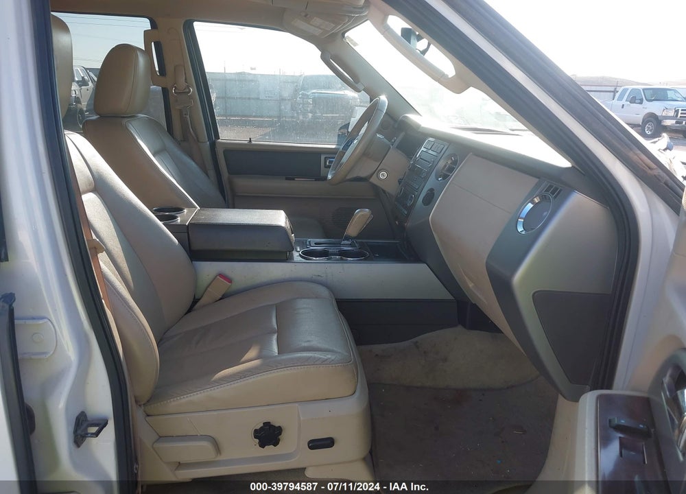 2013 FORD EXPEDITION XLT VIN: 1FMJU1H55DEF24828
