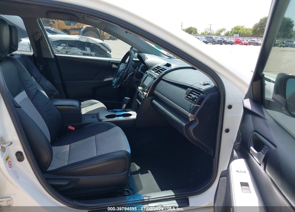 2013 TOYOTA CAMRY SE VIN: 4T1BF1FK6DU211297
