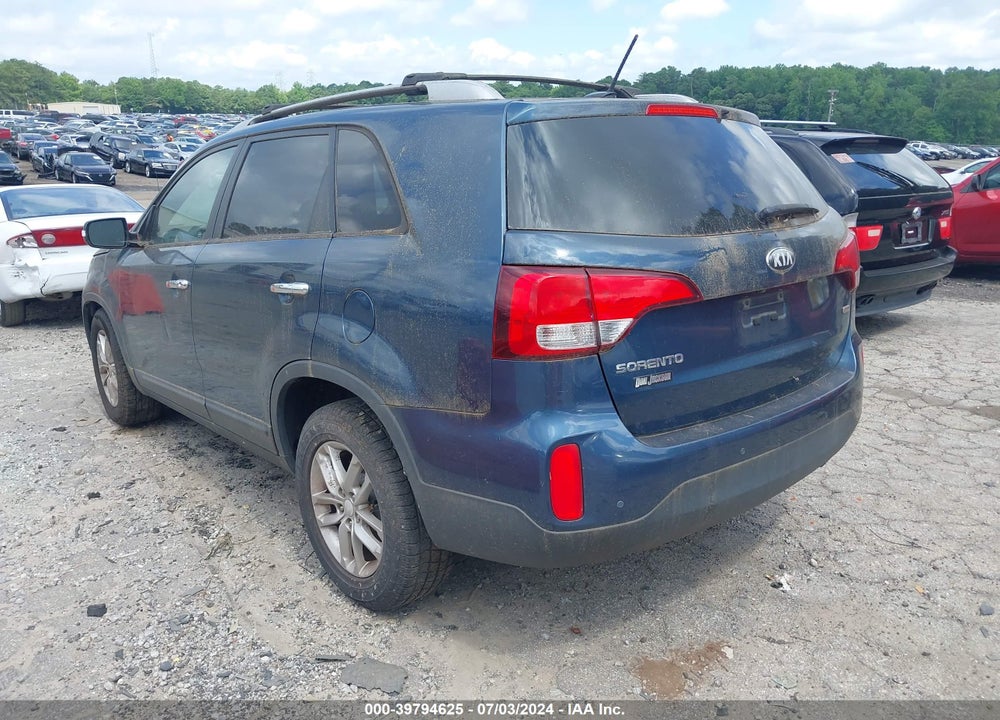 2014 KIA SORENTO LX VIN: 5XYKT4A67EG464026