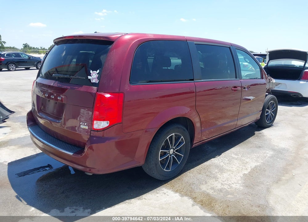 2018 DODGE GRAND CARAVAN GT VIN: 2C4RDGEG2JR196217