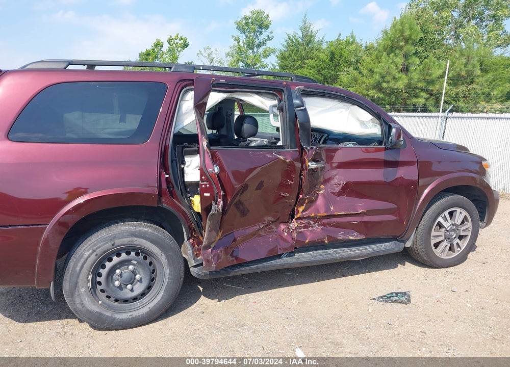 2011 TOYOTA SEQUOIA SR5 5.7L V8 VIN: 5TDZY5G1XBS032045