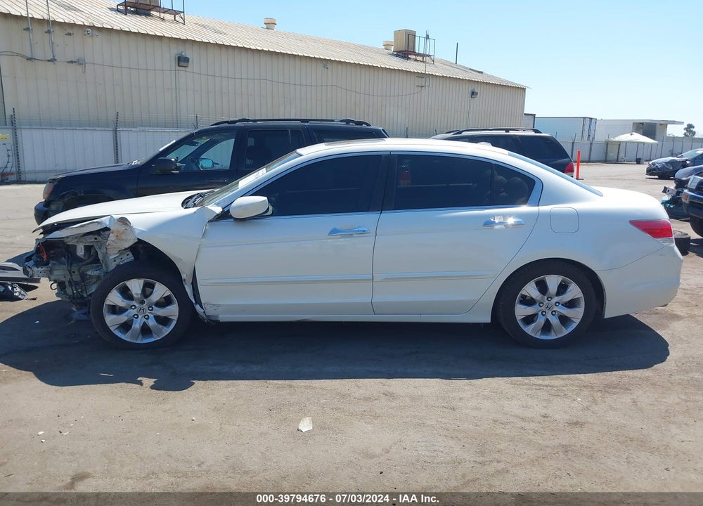 2010 HONDA ACCORD 3.5 EX-L VIN: 1HGCP3F85AA029899