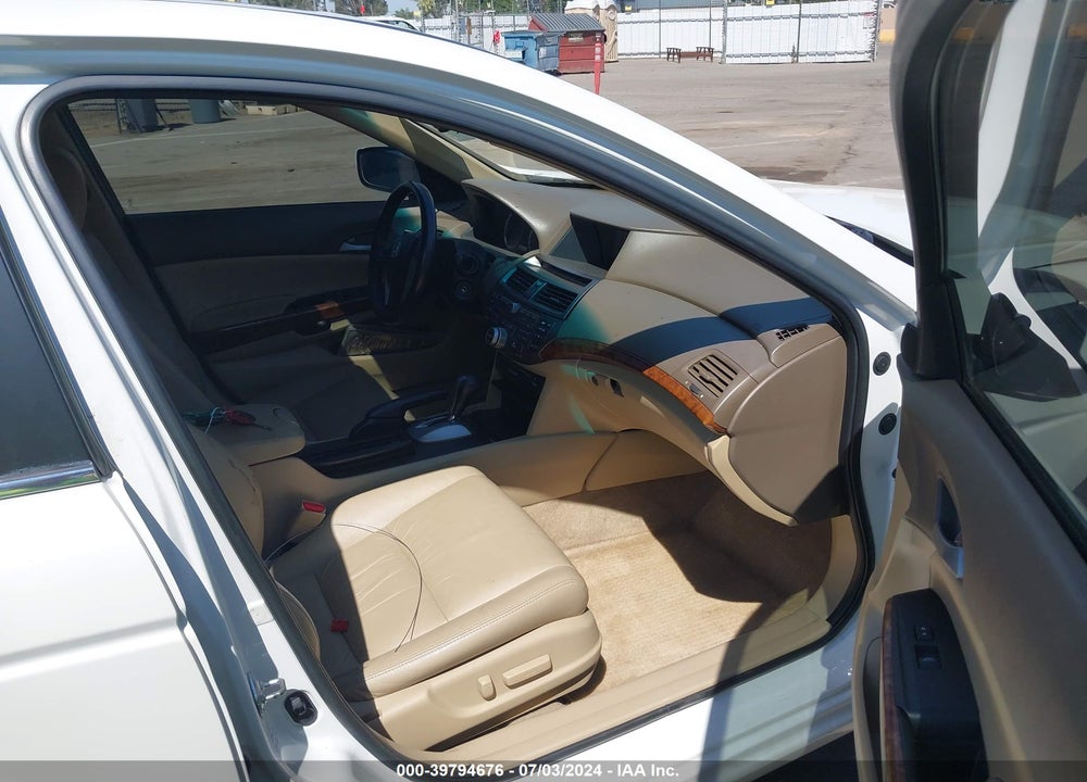 2010 HONDA ACCORD 3.5 EX-L VIN: 1HGCP3F85AA029899