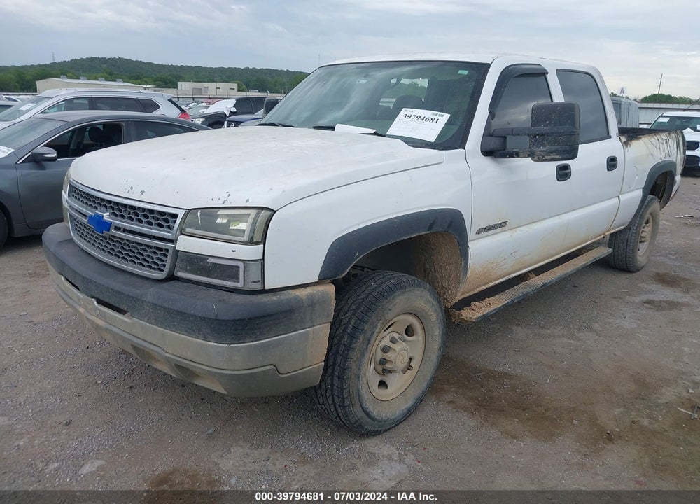2005 CHEVROLET SILVERADO 2500HD WORK TRUCK VIN: 1GCHC23U45F968787