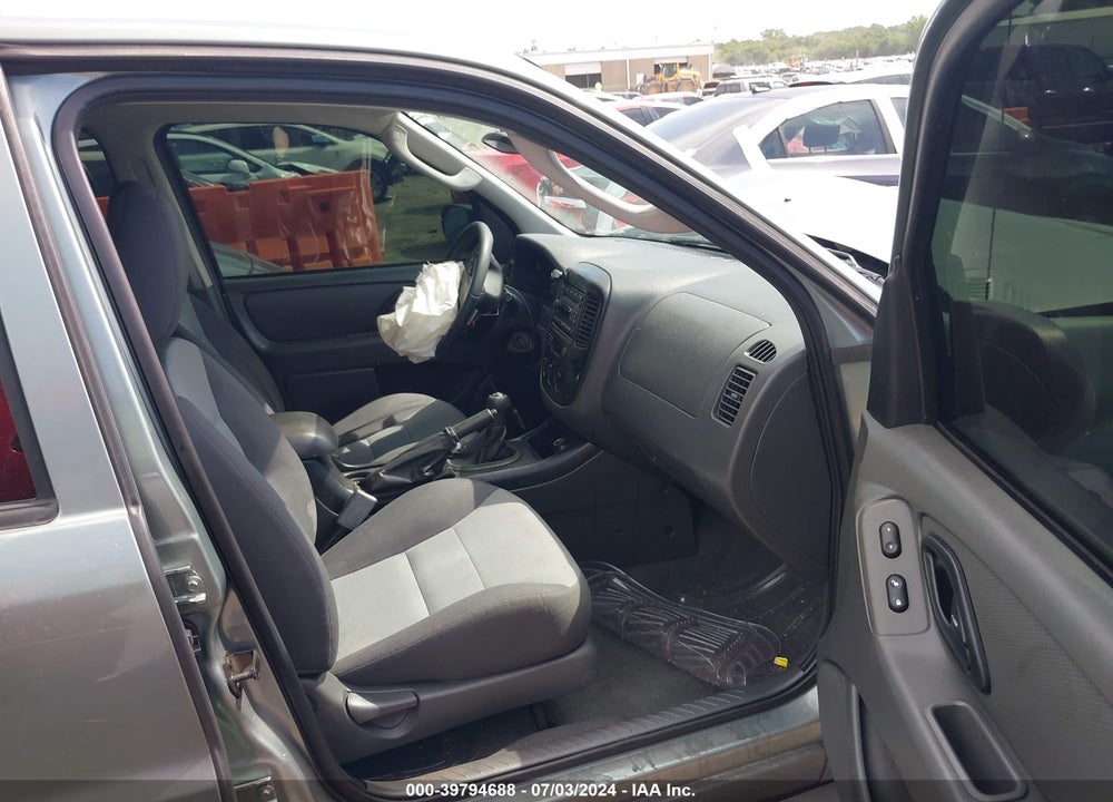 2007 FORD ESCAPE XLS/XLS MANUAL VIN: 1FMYU02ZX7KB25861