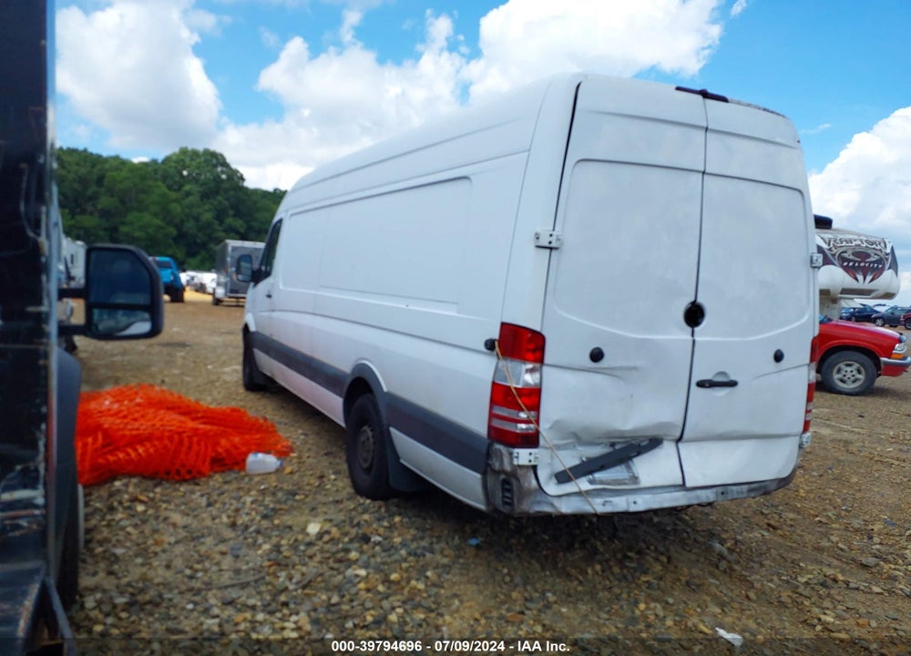2014 MERCEDES-BENZ SPRINTER 2500 HIGH ROOF VIN: WD3PE8DC8E5892411