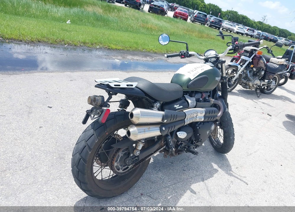 2017 TRIUMPH MOTORCYCLE STREET SCRAMBLER VIN: SMTD44GN7HT812552