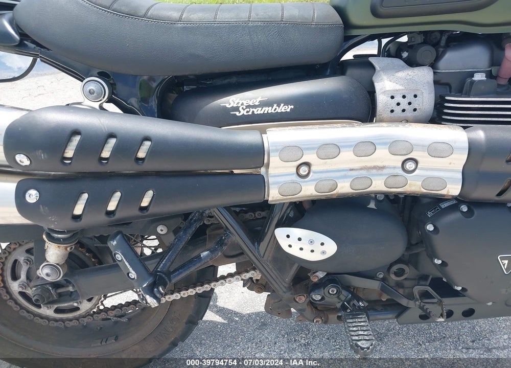 2017 TRIUMPH MOTORCYCLE STREET SCRAMBLER VIN: SMTD44GN7HT812552