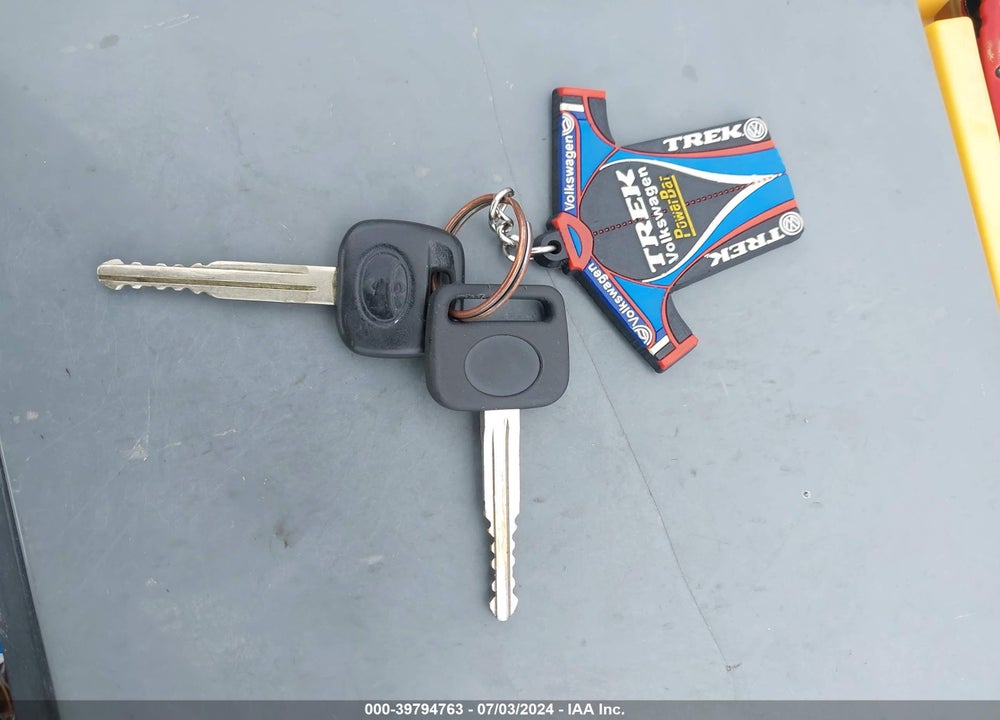2005 TOYOTA TACOMA VIN: 5TENX22N65Z058420