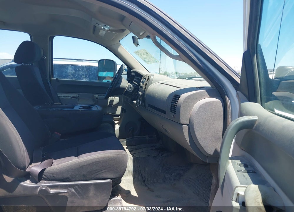 2013 CHEVROLET SILVERADO 2500HD WORK TRUCK VIN: 1GB1KVCG1DF205354